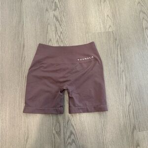 Youngla core seamless shorts